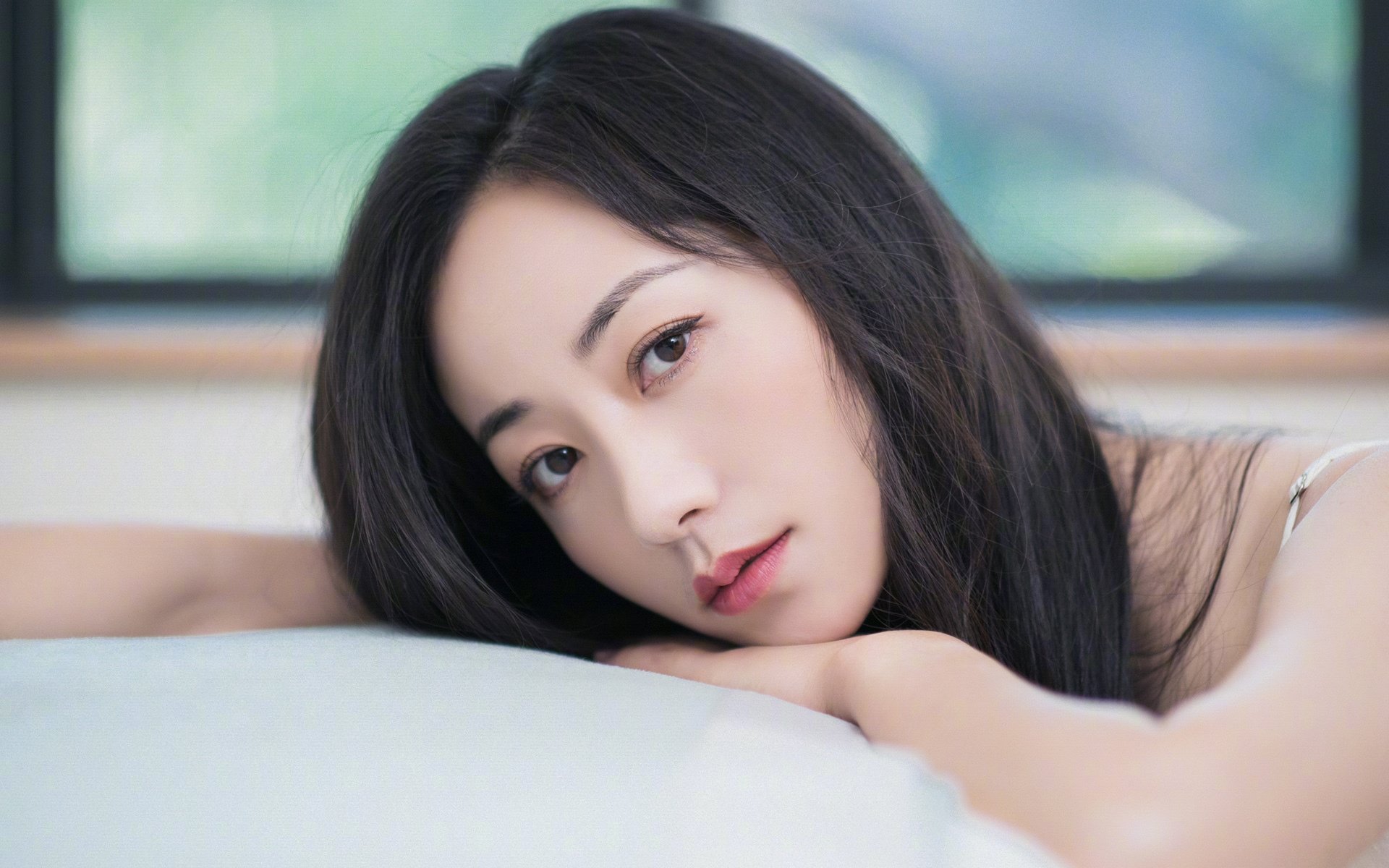 开云官方网站-多特蒙德主场2-0战胜沃尔夫斯堡，进攻火力全开，多特蒙德vs沃尔夫斯堡预测