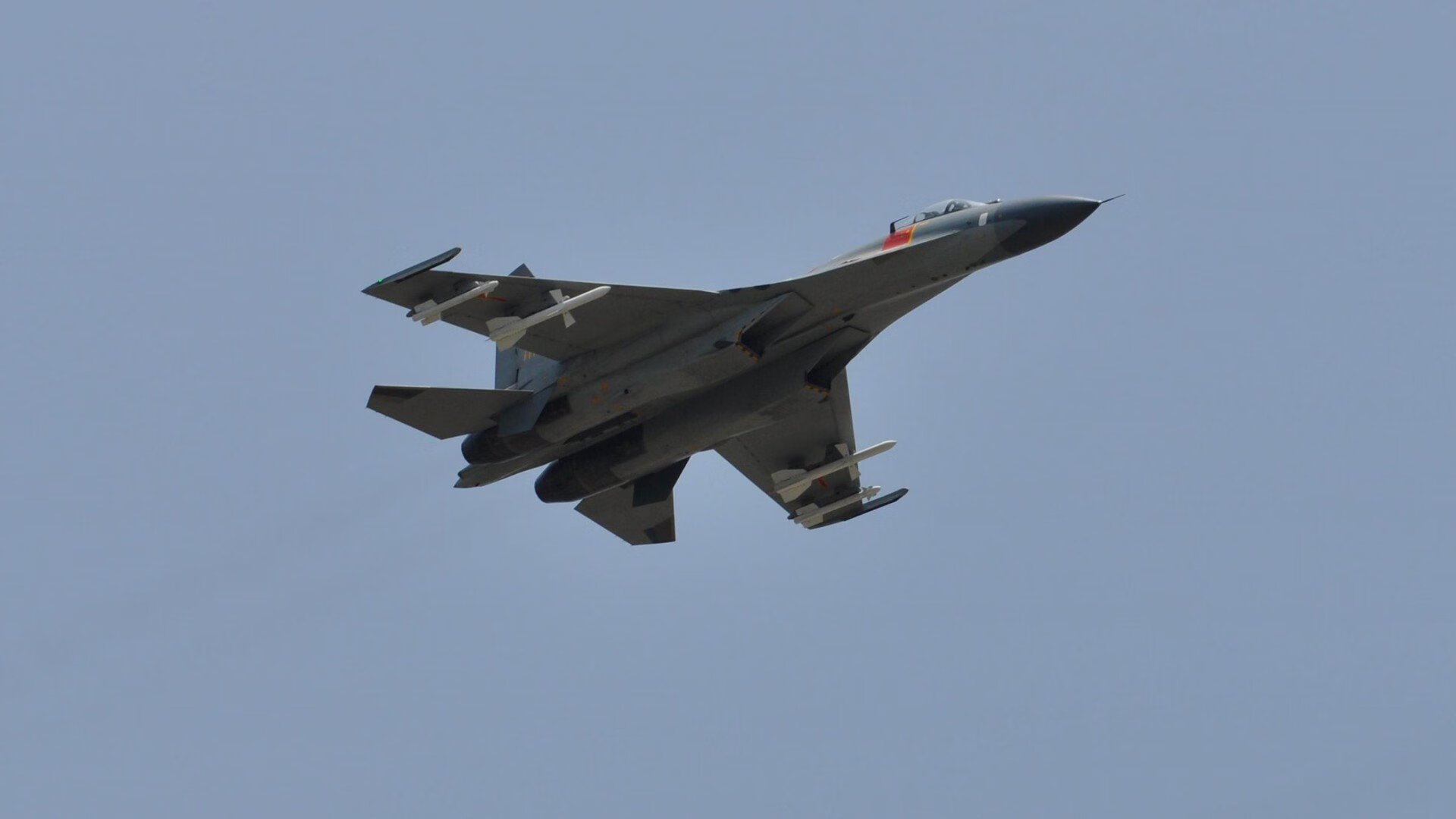 开云·体育官网APP下载-曼城备战欧冠决赛，球队士气高昂，曼城夺欧冠