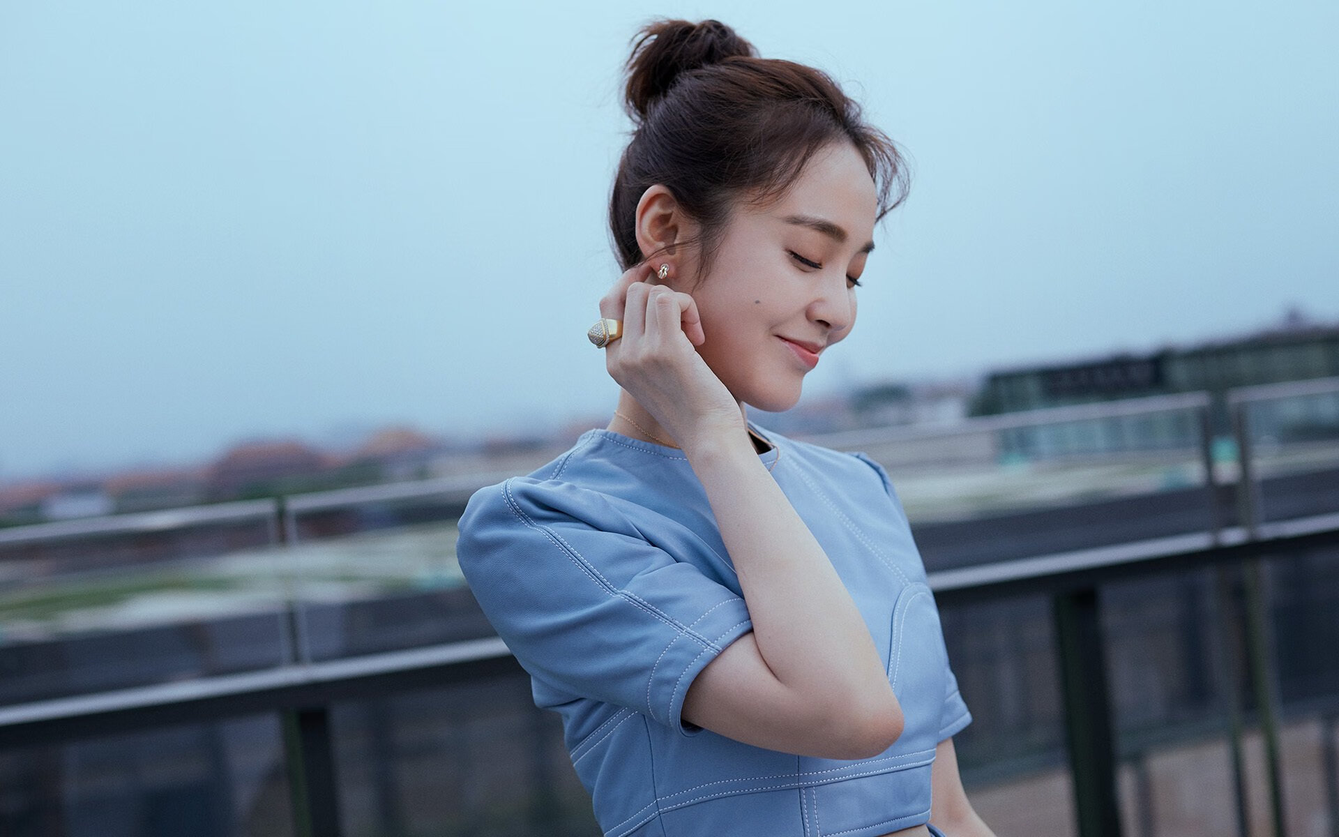 开云入口-雄鹿力克雷霆，关键一役中字母哥带伤作战，雄鹿阵容字母哥